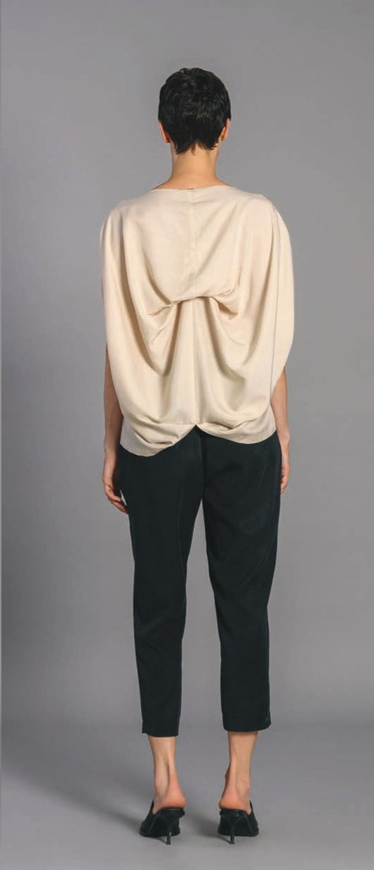 LOTUS Blusa over Vanilla